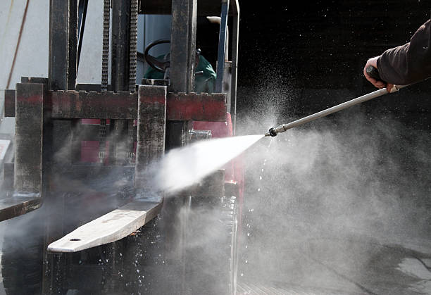 Best Spring Cleaning  in Redwood Falls, MN
